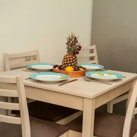Vagia House 레팀노