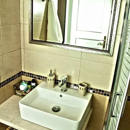 بيت للعطل Vagia House *